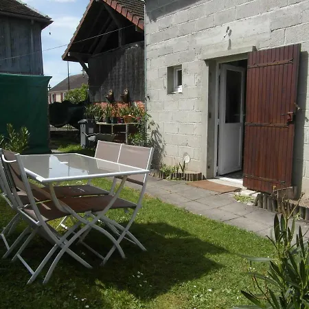 Le Breuil Guest house Piney